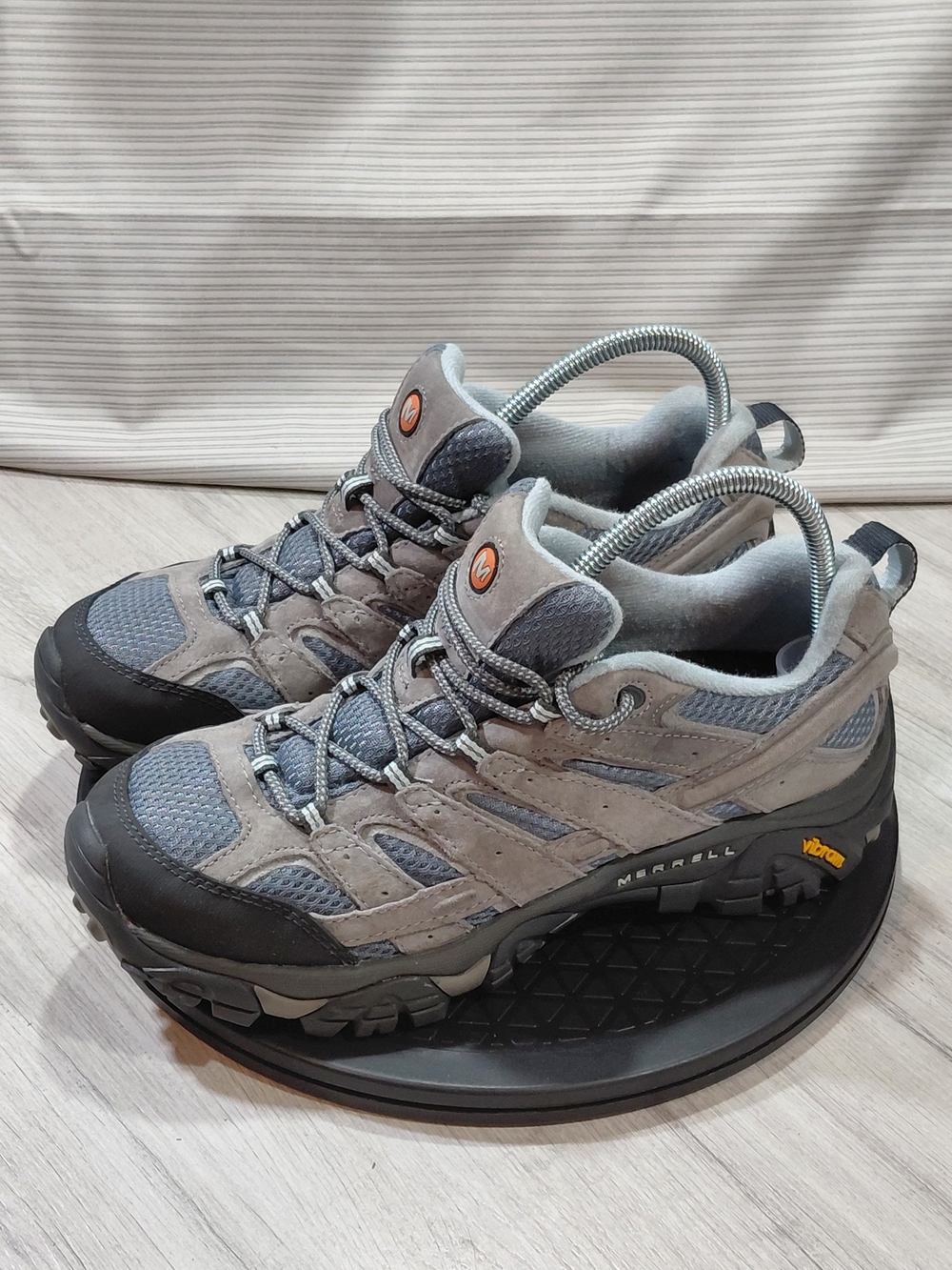 Merrell Womens Moab 2 Low Hiking Trail Shoes Grey Blue SIZE 10